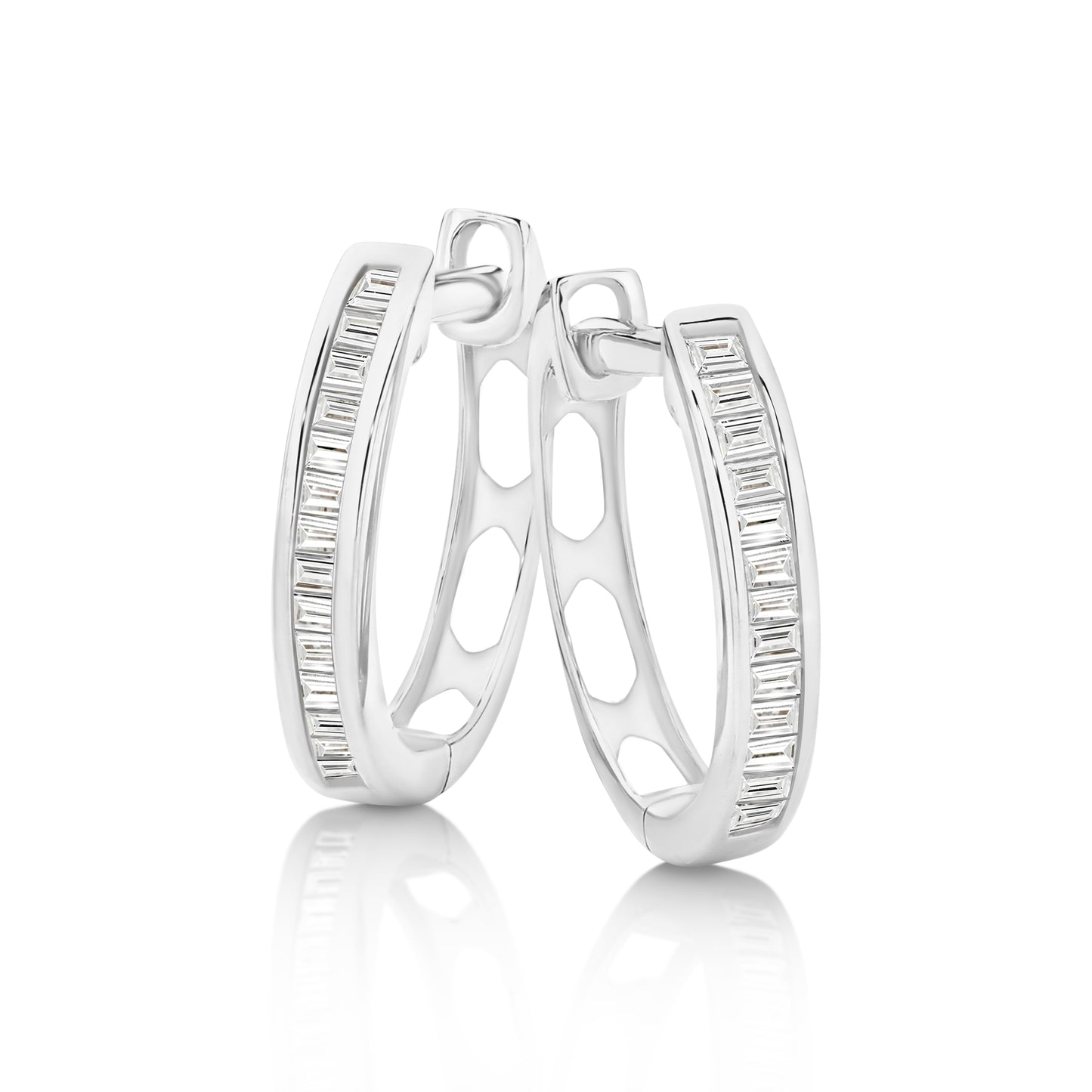 Hoop Earrings 18KT Gold 0.7g 0.1ct GH/SI