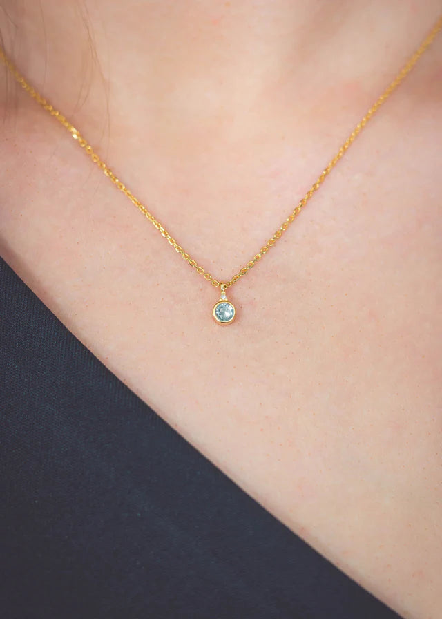 NATURAL AQUAMARINE AND DIAMOND MARCH PENDANT GOLD