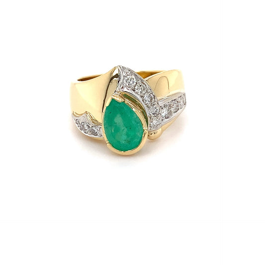 1.4ct Nat Emerald + 0.26ct Dia Ring 18kt