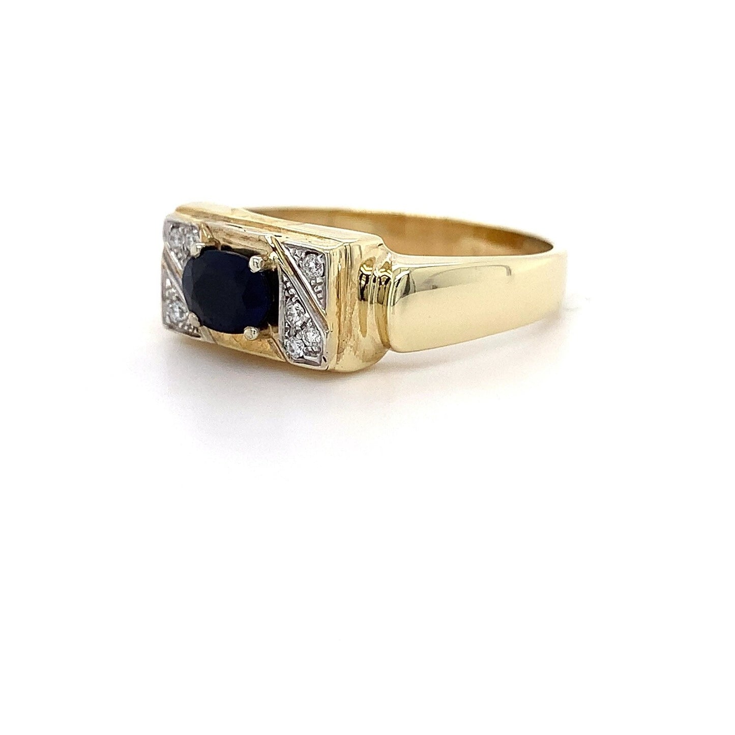 9kt YG Aus Sapphire Dia Ring