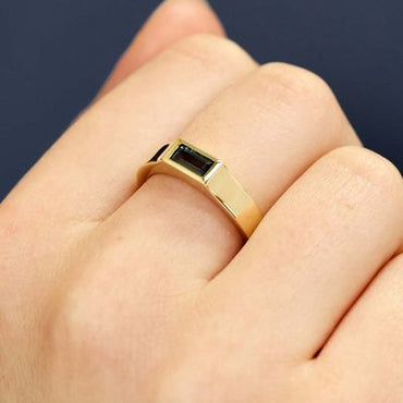 0.47ct Baguette Blue Sapphire Ring 9kt YG