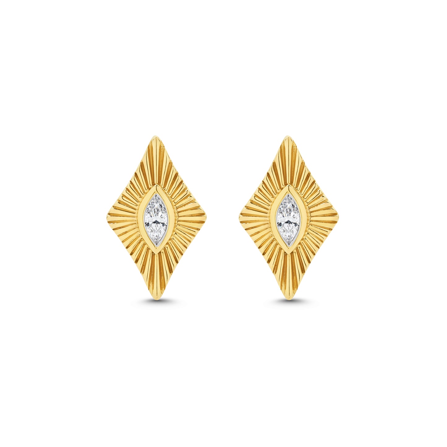 Stud Earrings 9KT 1.4g/18KT 1.92g 0.1ct GH/SI