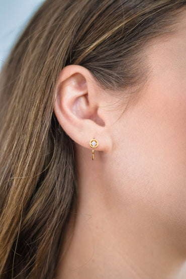 A CHRISTMAS JOURNEY HOOK EARRINGS GOLD