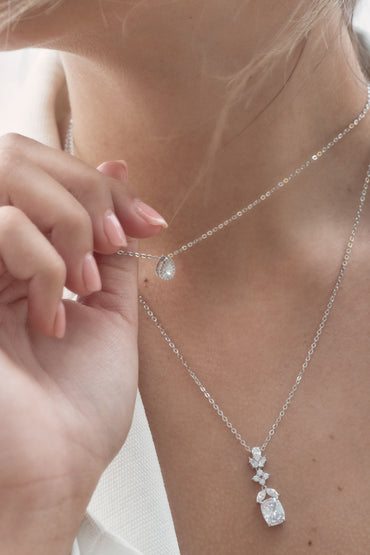 GEORGINI Ava Drop Pendant