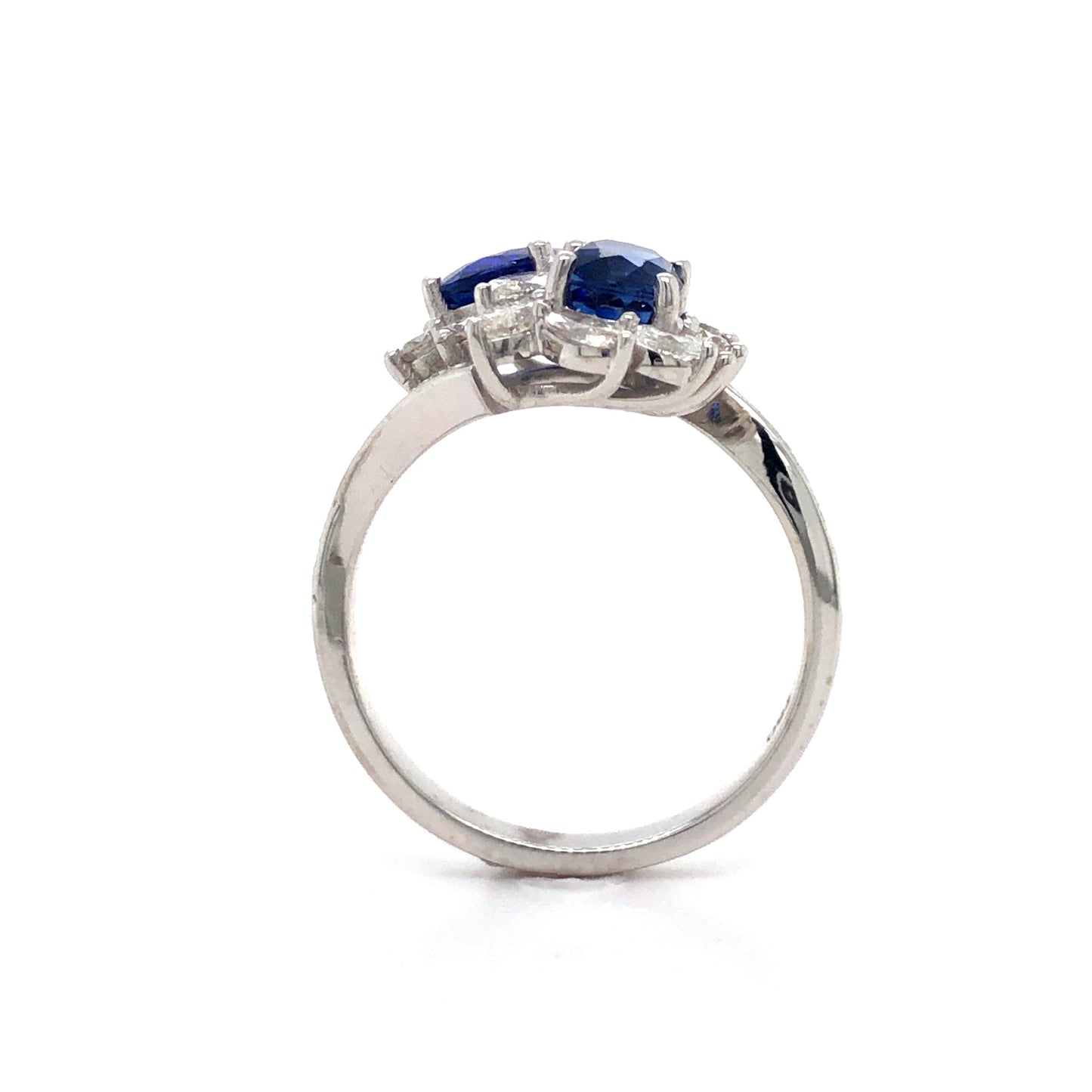 18K White Gold Blue Sapphire and Diamond Ring (Oval)