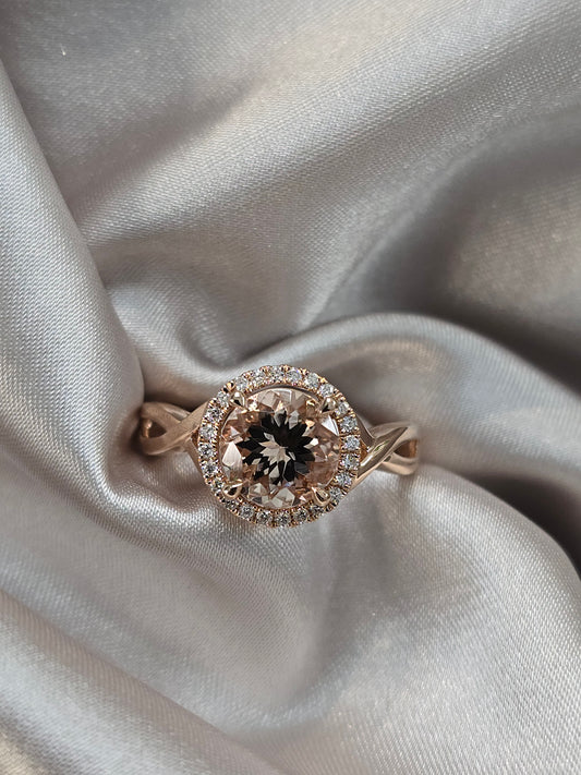 Apricot Morganite Ring 14kt Rose Gold