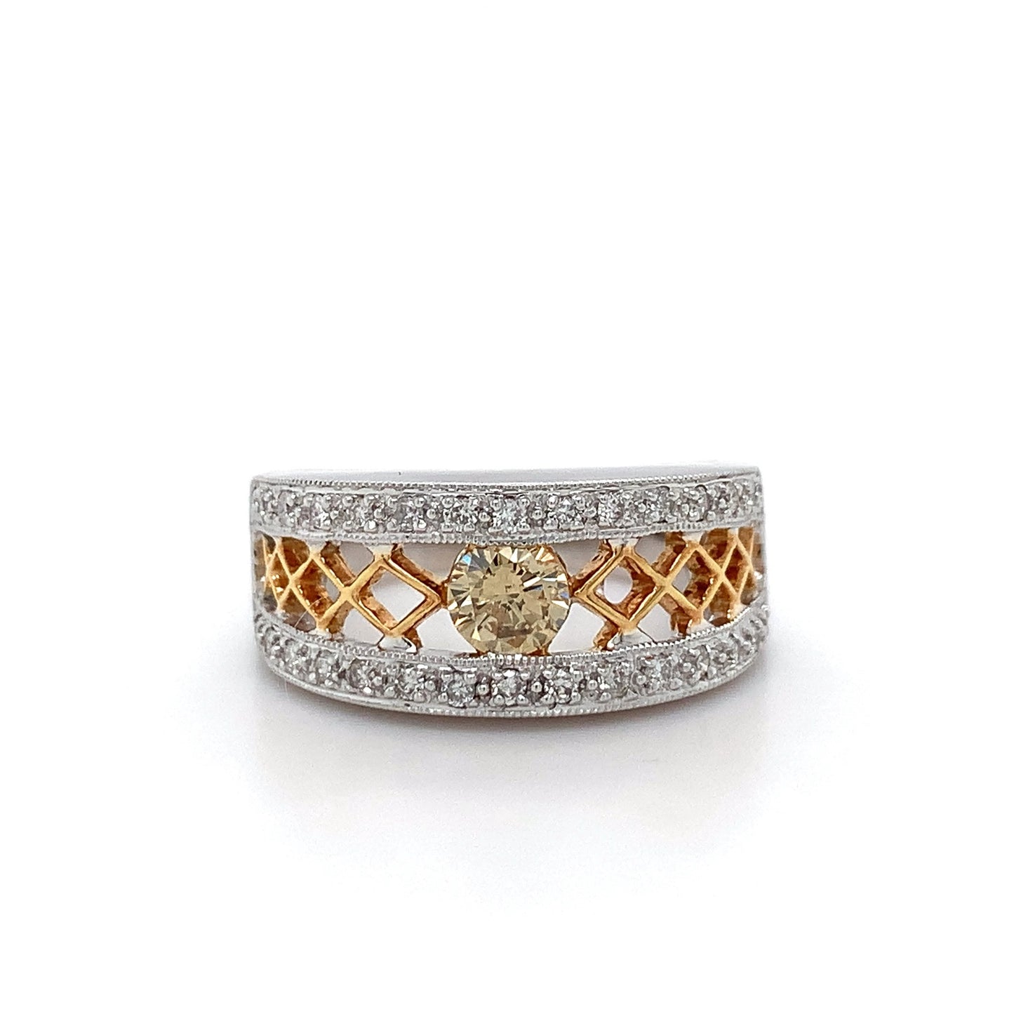 0.34ct C1 Diamond + 0.38ct White Diamonds 18kt Ring