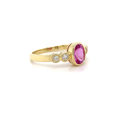 1.05ct Pink Sapphire + 0.20ct Dia