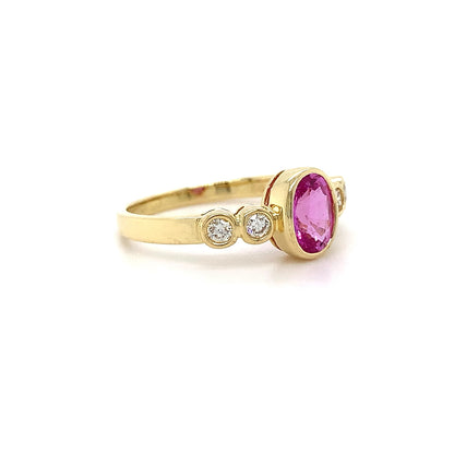 1.05ct Pink Sapphire + 0.20ct Dia