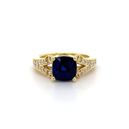 2.5ct Cushion Sapphire + 0.50ct Dia Ring 18kt Yellow Gold