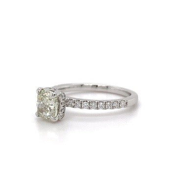 1.32ct Nat Dia Cushion Ring  18kt WG