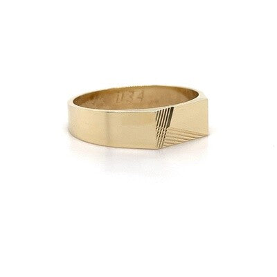 9kt YG GTS Flat Patt Top Signet Ring