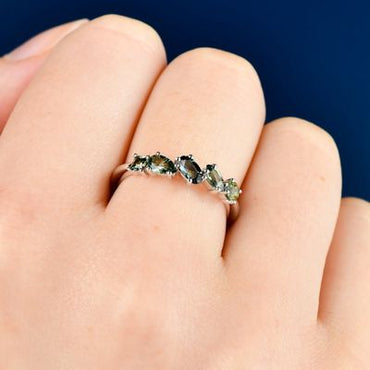 0.93ct Multi-Colour Sapphire Ring 9kt WG