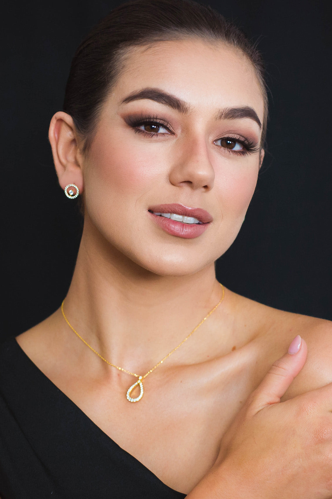 GEORGINI Goddess Freya Pendant