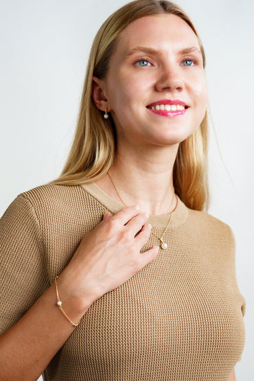 GEORGINI Adagio Effortless Glow Bar Dangle Pearl Earrings