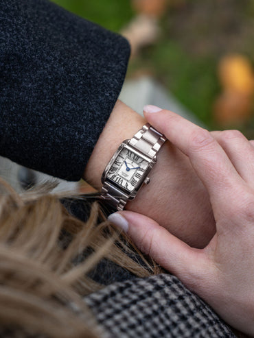 Jacques du Manoir Emily 22x19mm Two-hands Silver-tone White dial Stainless steel swiss watch