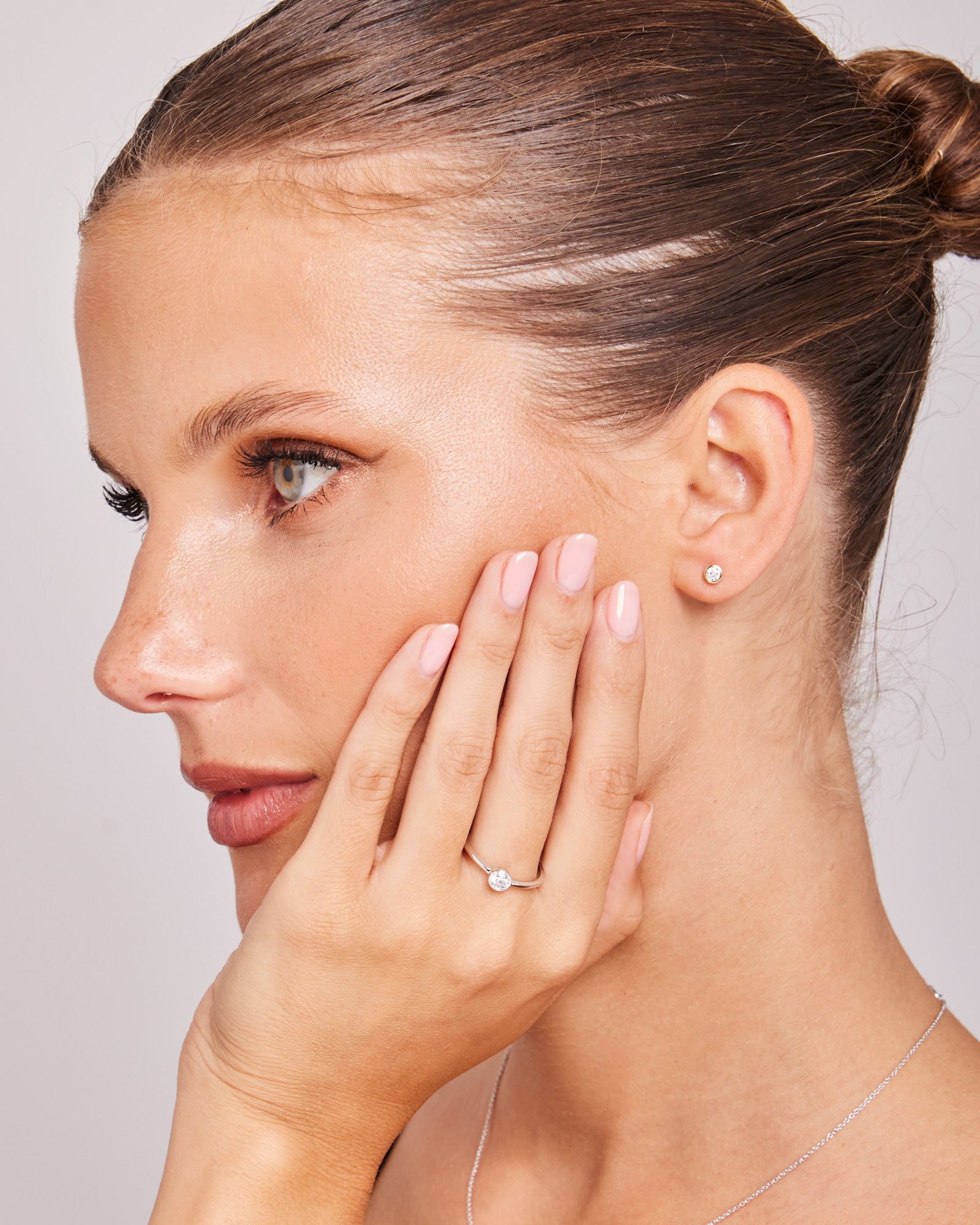Model wearing 0.25ct Lab Grown Diamond Ring in 9K White Gold